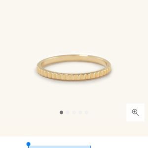 Mejuri 14k gold ring size 5 - Eternity Line Band